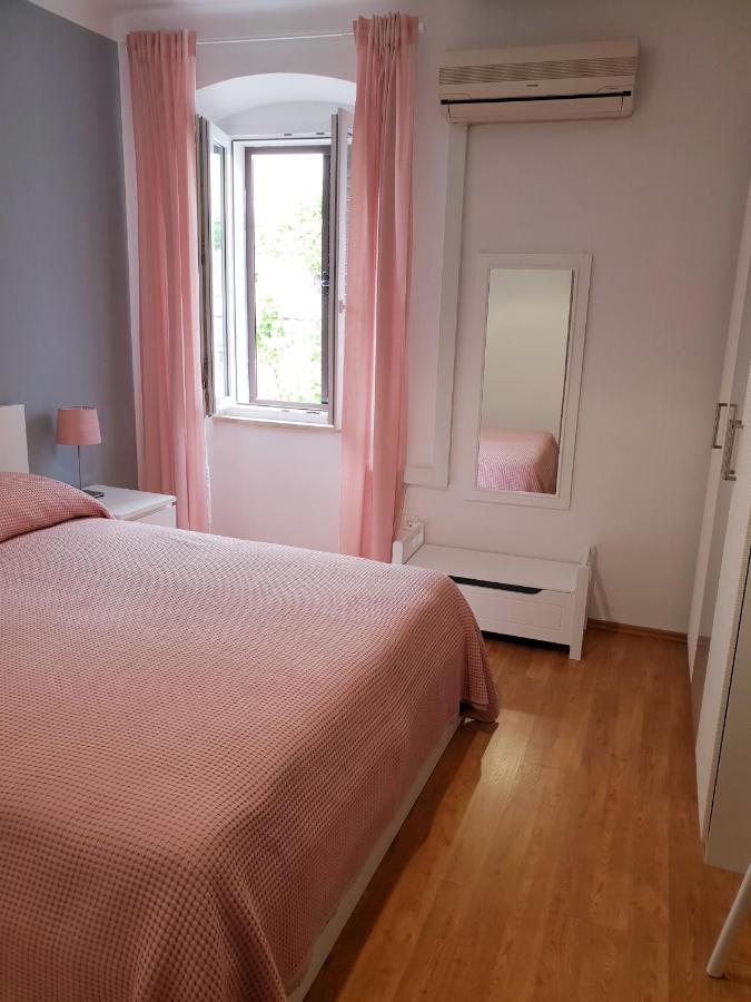 Guesthouse Fatuta Крес Екстериор снимка